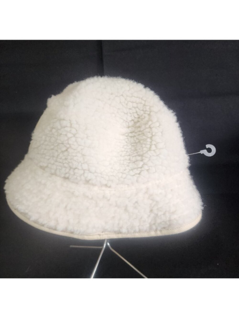 Outdoor Research x Quinn Mason Quinn Bucket Hat - Cream Sherpa Fleece - Limited - Picture 3 of 5